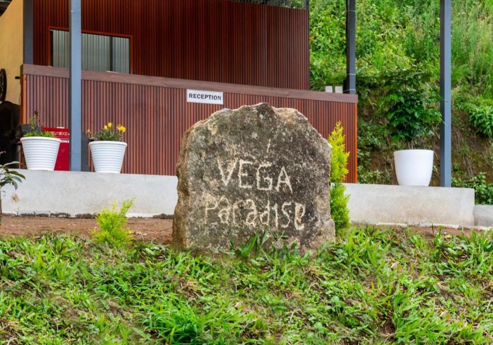 Vega Paradise Kanthalloor Exterior foto